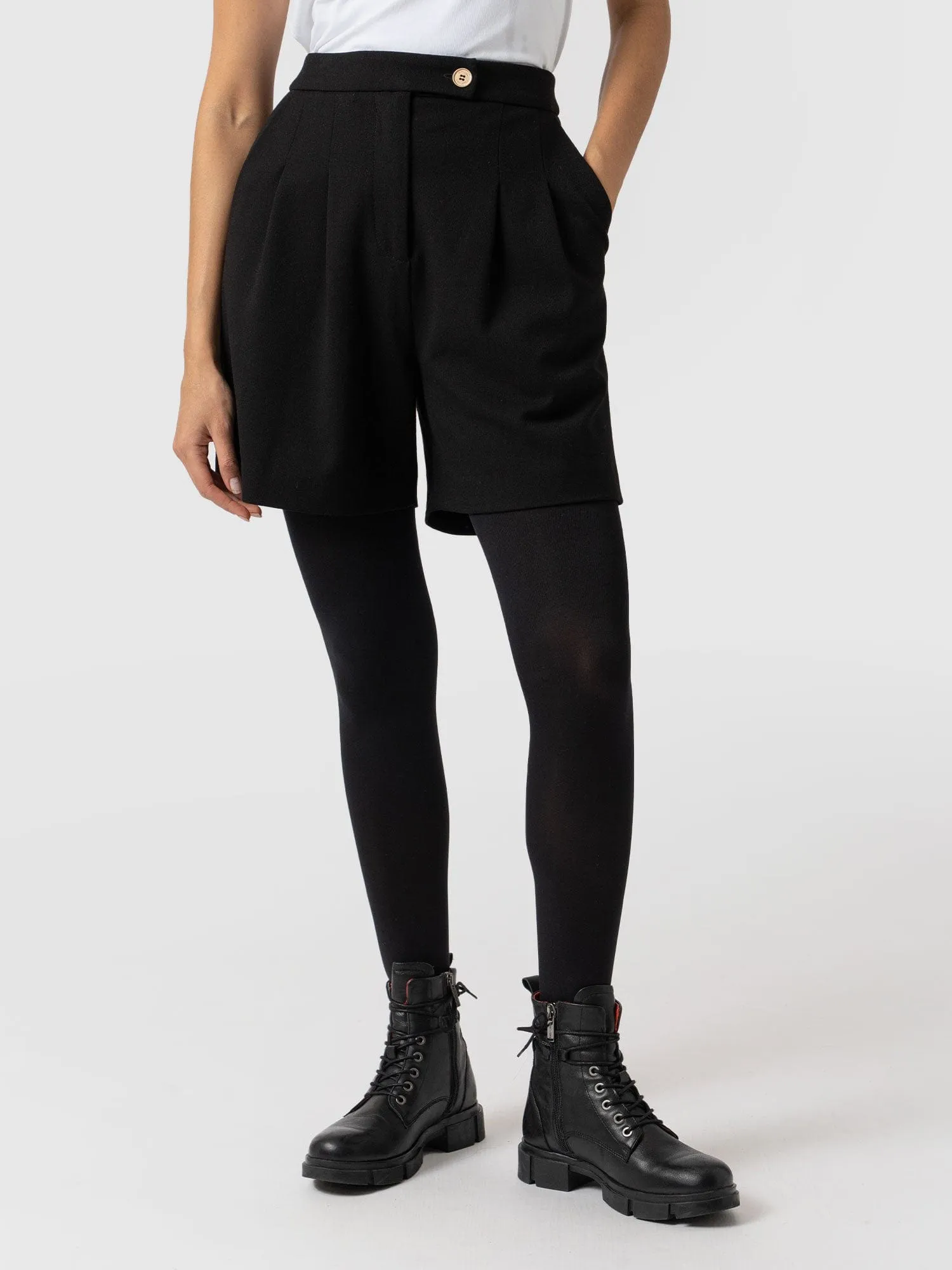 Greenwich Short - Black