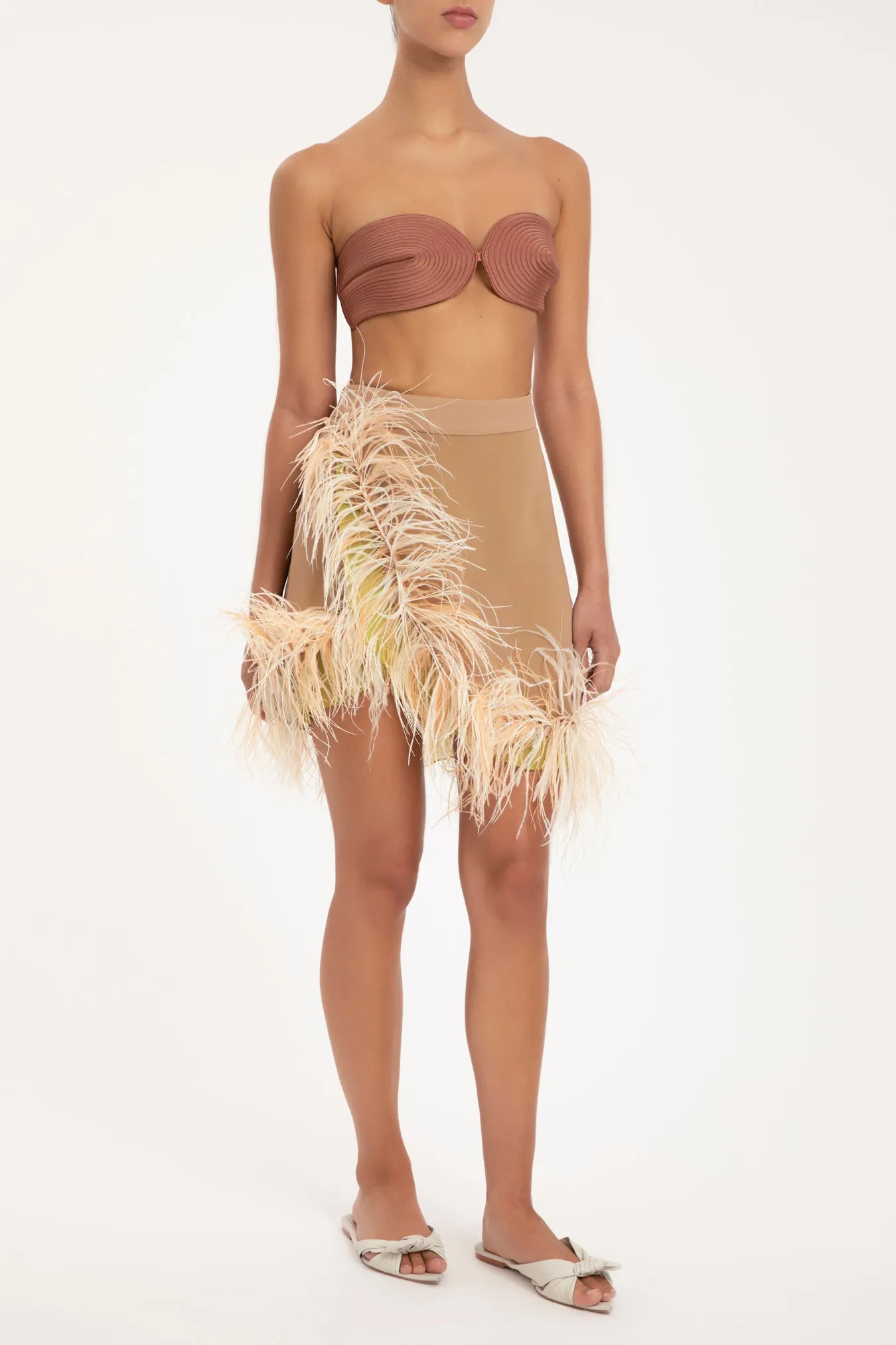 Solid Short Skirt With Feathers